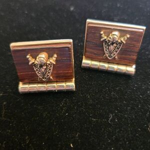 Vintage 1970s Sword & Shield Cuff Links Wood look Gold Tone